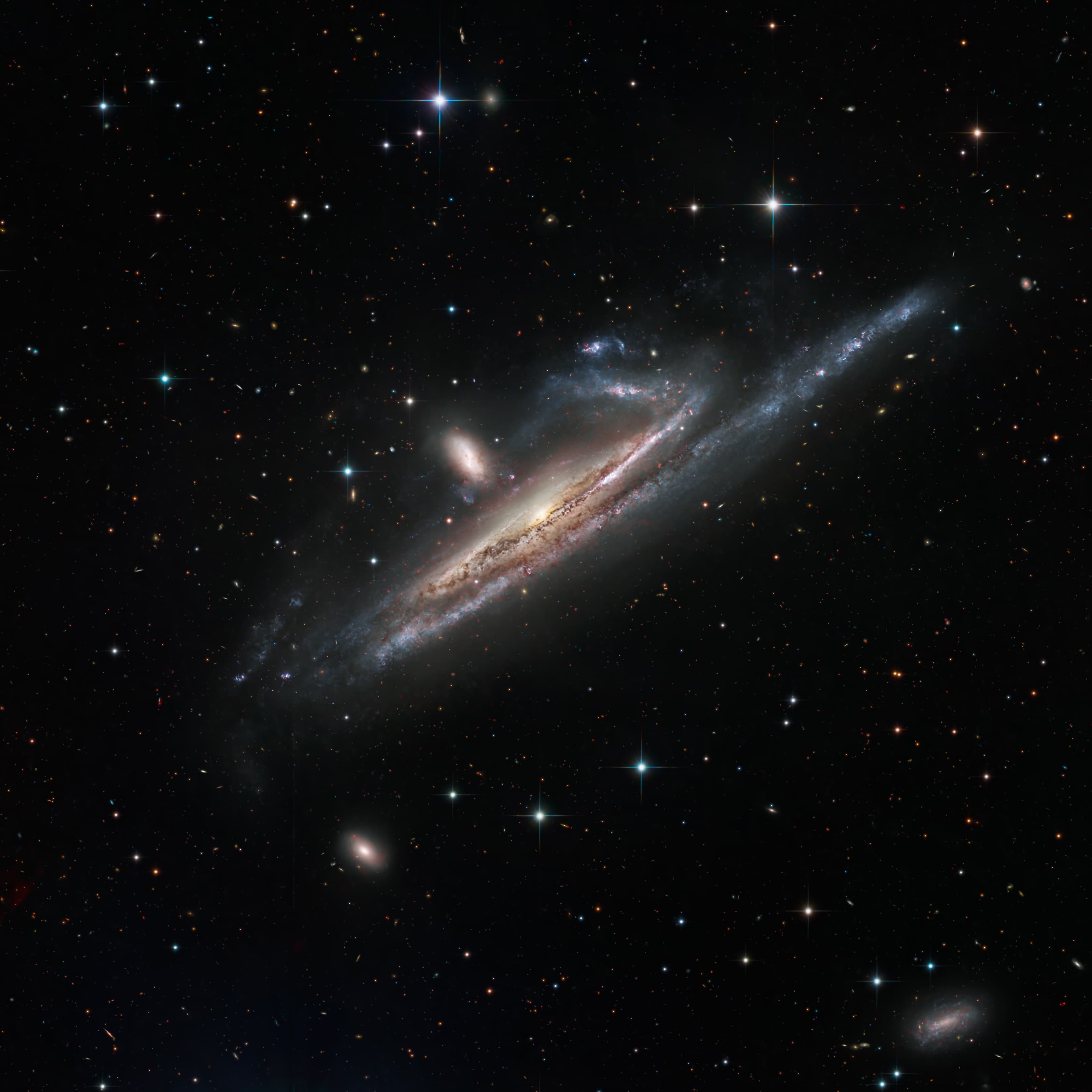 NASA obrázek dne: Galaxie v řece
